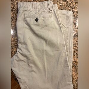 American Eagle Outfitters Light Khaki Chinos
